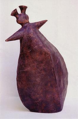 Figur III.jpg - Figur, 2003, Papier, Karton, Stoff, Tusche, Asche, 39 x 32 x 15 cm